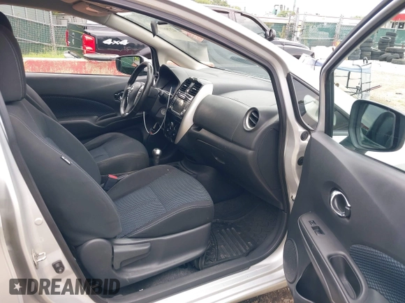 2016 Nissan Note S z VIN 3N1CE2CP2GL373110, wystawiony jako IAAI lot #42786053 z przebiegiem 106 179 mil mil oraz . Historia ofert i sprzedaży dostępna na DreamBid. Obrazek 5.