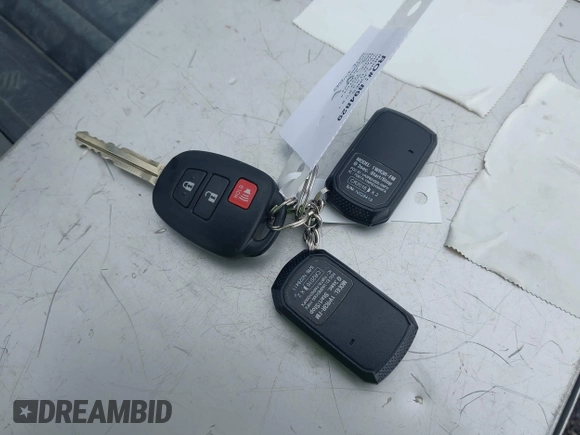 2013 Toyota RAV4 XLE with VIN JTMRFREV3DD038061, listed as a IAAI auction lot 42129300 with 79,064 mi miles and . Bid and sale history available at DreamBid. Image 11.