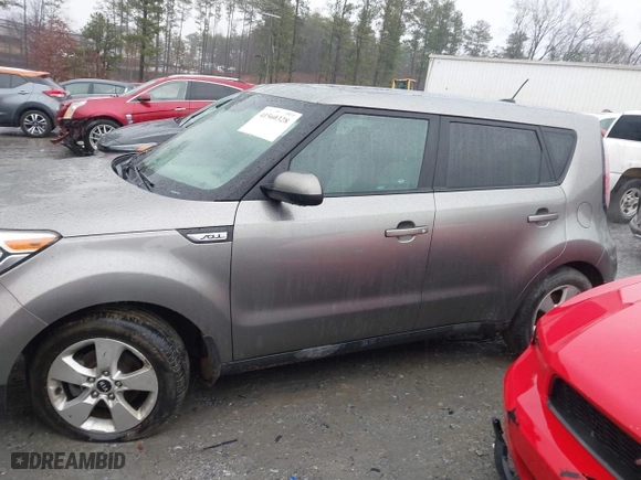 2017 Kia Soul with VIN KNDJN2A25H7501924, listed as a IAAI auction lot 41560328 with 116,642 mi miles. Bid and sale history available at carsss.com. Image 14.