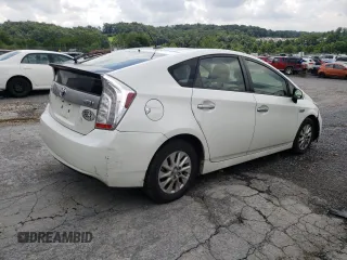 2012 Toyota Prius with VIN JTDKN3DPXC3028958, listed as a Copart auction lot 63860425 with 223,768 mi miles and Clean title. Bid and sale history available at DreamBid. Image 3.