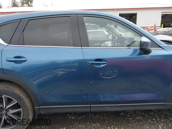 2017 Mazda CX-5 Grand Touring with VIN JM3KFADL5H0100146, listed as a IAAI auction lot 41997181 with 80,071 mi miles. Bid and sale history available at carsss.com. Image 13.