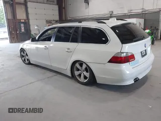 2007 BMW 5 Series 530xi with VIN WBANN73507CN03752, listed as a IAAI auction lot 42786572 with 250,683 mi miles and . Bid and sale history available at DreamBid. Image 3.