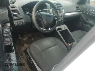 2016 Ford Police Interceptor Utility z VIN 1FM5K8AR2GGC50476, wystawiony jako Copart lot #56412205 z przebiegiem 146 986 mil mil oraz Tytuł czysty. Historia ofert i sprzedaży dostępna na DreamBid. Obrazek 8.