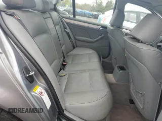 2005 BMW 3 Series 330xi with VIN WBAEW534X5PG11958, listed as a Copart auction lot 52908645 with 313,387 mi miles and Salvage Title. Bid and sale history available at DreamBid. Image 10.