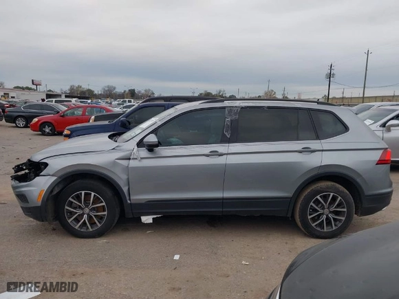 2021 Volkswagen Tiguan S with VIN 3VV1B7AX6MM053907, listed as a IAAI auction lot 41273925 with 109,761 mi miles. Bid and sale history available at carsss.com. Image 14.