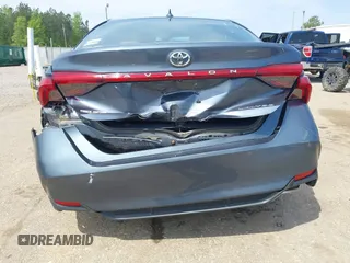 2019 Toyota Avalon XLE z VIN 4T1BZ1FB0KU030278, wystawiony jako IAAI lot #41984852 z przebiegiem 127 165 mil mil oraz . Historia ofert i sprzedaży dostępna na DreamBid. Obrazek 18.