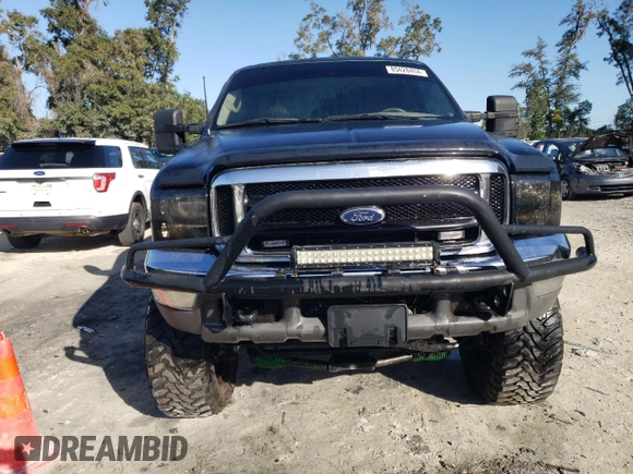1999 Ford Super Duty F-250 XL with VIN 1FTNW21FXXEE82945, listed as a Copart auction lot 85428404 with 232,556 mi miles and Salvage Title. Bid and sale history available at carsss.com. Image 5.