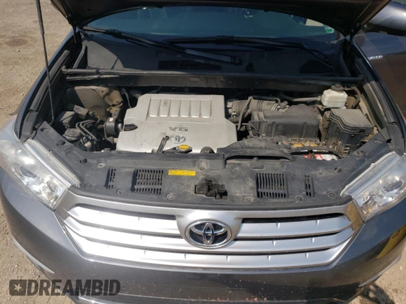 2012 Toyota Highlander Limited z VIN 5TDDK3EH3CS117200, wystawiony jako Copart lot #57280915 z przebiegiem 231 239 mil mil oraz Szkoda całkowita • Salvage title. Historia ofert i sprzedaży dostępna na DreamBid. Obrazek 12.