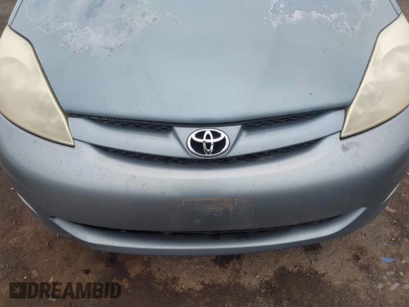 2006 Toyota Sienna XLE with VIN 5TDZA22C06S397674, listed as a IAAI auction lot 41855433 with 235,258 mi miles. Bid and sale history available at carsss.com. Image 6.