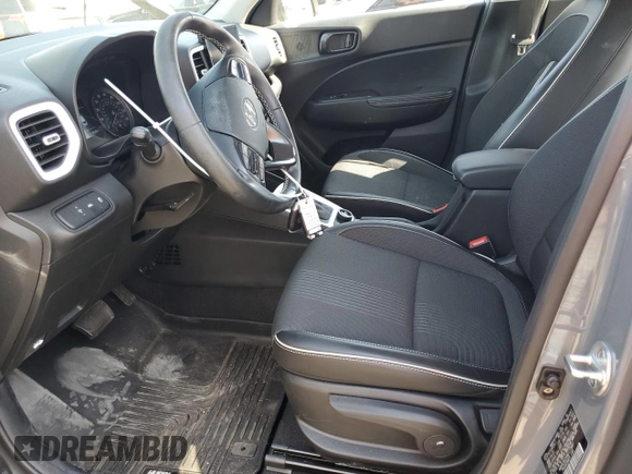 2022 Hyundai Venue SEL z VIN KMHRC8A3XNU177687, wystawiony jako Copart lot #55442895 z przebiegiem 38 228 mil mil oraz Szkoda całkowita • Salvage title. Historia ofert i sprzedaży dostępna na DreamBid. Obrazek 7.
