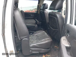 2010 Chevrolet Suburban LT with VIN 1GNUKJE39AR277383, listed as a IAAI auction lot 40800222 with 152,160 mi miles. Bid and sale history available at carsss.com. Image 8.