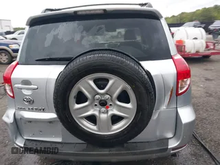 2007 Toyota RAV4 Limited with VIN JTMZK31V075006679, listed as a IAAI auction lot 40465883 with 243,744 mi miles. Bid and sale history available at carsss.com. Image 17.