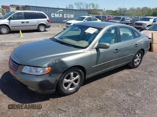 2007 Hyundai Azera SE with VIN KMHFC46F27A139440, listed as a IAAI auction lot 42058893 with 218,540 mi miles. Bid and sale history available at carsss.com. Image 2.