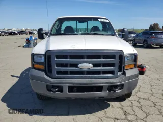 2007 Ford F-250 XL with VIN 1FTSF21P07EA92495, listed as a Copart auction lot 49244215 with 326,854 mi miles and Clean Title. Bid and sale history available at DreamBid. Image 5.