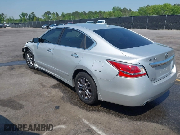 2015 Nissan Altima S with VIN 1N4AL3AP6FN914103, listed as a IAAI auction lot 41981920 with 111,688 mi miles and . Bid and sale history available at DreamBid. Image 3.