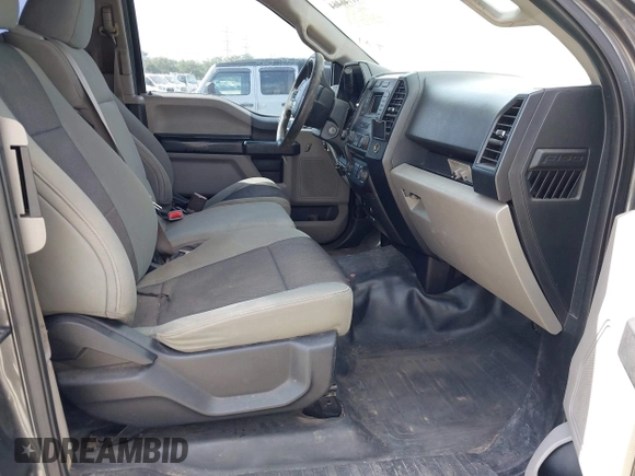 2016 Ford F-150 XL with VIN 1FTEX1C81GFB21328, listed as a IAAI auction lot 41746464 with 172,804 mi miles and . Bid and sale history available at carsss.com. Image 5.