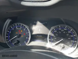 2015 Infiniti Q50 Premium with VIN JN1BV7AR4FM395093, listed as a IAAI auction lot 41907653 with 138,319 mi miles. Bid and sale history available at carsss.com. Image 7.