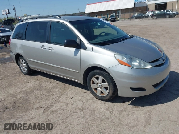 2009 Toyota Sienna CE with VIN 5TDZK23C19S263613, listed as a IAAI auction lot 41983708 with 162,395 mi miles. Bid and sale history available at carsss.com. Image 1.