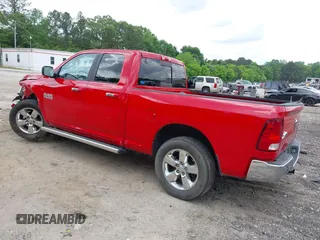 2014 Ram 1500 Big Horn z VIN 1C6RR6GG8ES429358, wystawiony jako IAAI lot #42181318 z przebiegiem 127 996 mil mil oraz . Historia ofert i sprzedaży dostępna na DreamBid. Obrazek 3.