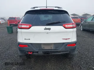 2017 Jeep Cherokee Trailhawk L Plus with VIN 1C4PJMBS2HD225011, listed as a IAAI auction lot 40802716 with 73,714 mi miles. Bid and sale history available at carsss.com. Image 16.
