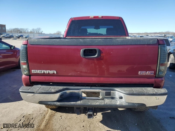 2007 GMC Sierra 2500HD Classic SLT with VIN 1GTHK23D07F160281, listed as a Copart auction lot 81633164 with NaN miles and Salvage Title. Bid and sale history available at carsss.com. Image 6.