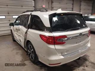 2018 Honda Odyssey Elite with VIN 5FNRL6H96JB027498, listed as a IAAI auction lot 41934458 with 80,653 mi miles. Bid and sale history available at carsss.com. Image 3.