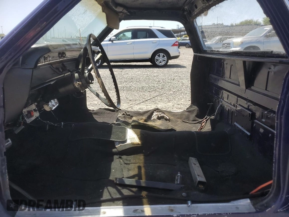 1967 Chevrolet El Camino z VIN 136807Z126387, wystawiony jako Copart lot #57278525 z przebiegiem 93 487 mil mil oraz Szkoda całkowita • Salvage title. Historia ofert i sprzedaży dostępna na DreamBid. Obrazek 7.
