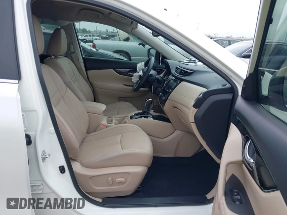 2020 Nissan Rogue S with VIN 5N1AT2MT0LC751724, listed as a IAAI auction lot 41870342 with 33,920 mi miles and . Bid and sale history available at DreamBid. Image 5.