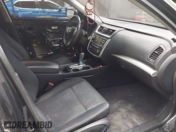 2018 Nissan Altima SR with VIN 1N4AL3AP8JC141171, listed as a IAAI auction lot 41093421 with 144,301 mi miles and . Bid and sale history available at DreamBid. Image 5.