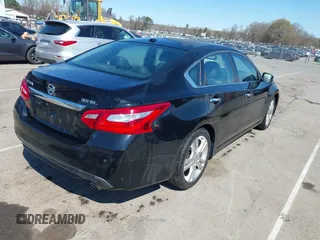 2016 Nissan Altima SL z VIN 1N4BL3AP7GC160503, wystawiony jako IAAI lot #41800943 z przebiegiem 105 619 mil mil oraz . Historia ofert i sprzedaży dostępna na DreamBid. Obrazek 4.