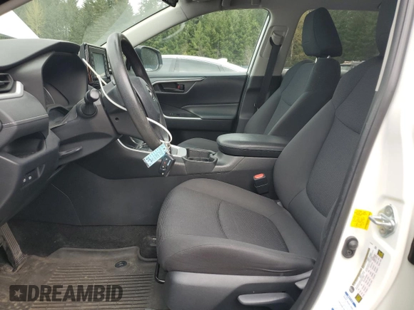 2019 Toyota RAV4 LE with VIN 2T3F1RFVXKC003695, listed as a Copart auction lot 52426575 with 59,163 mi miles and Salvage Title. Bid and sale history available at DreamBid. Image 7.