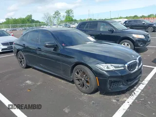 2021 BMW 5 Series 540i with VIN WBA53BJ08MWW95688, listed as a IAAI auction lot 42064036 with 39,410 mi miles and . Bid and sale history available at carsss.com. Image 1.