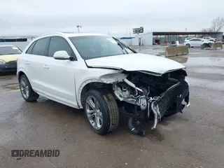 2017 Audi Q3 Premium Plus z VIN WA1JCCFS7HR002948, wystawiony jako IAAI lot #41564849 z przebiegiem 31 745 mil mil oraz . Historia ofert i sprzedaży dostępna na DreamBid. Obrazek 1.