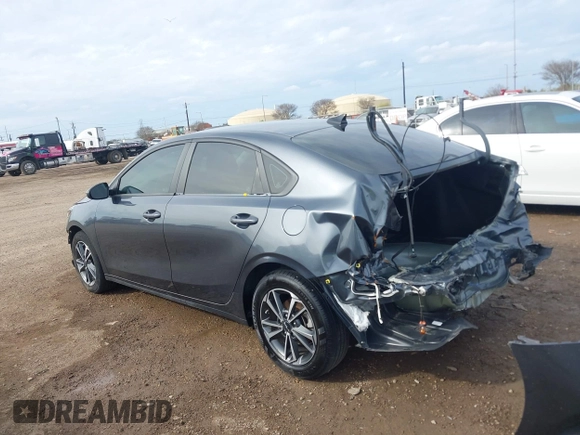 2024 Kia Forte LXS with VIN 3KPF24AD9RE709771, listed as a IAAI auction lot 41351206 with 8,009 mi miles and . Bid and sale history available at DreamBid. Image 15.
