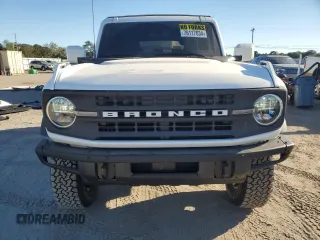 2024 Ford Bronco with VIN 1FMEE1BP9RLA57747, listed as a Copart auction lot 76117634 with 2,779 mi miles and Salvage title. Bid and sale history available at DreamBid. Image 5.