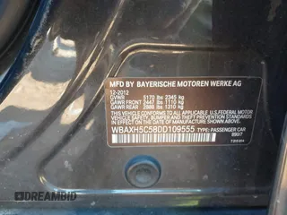 2013 BMW 5 Series 528i xDrive z VIN WBAXH5C58DD109555, wystawiony jako IAAI lot #41331845 z przebiegiem 168 391 mil mil oraz . Historia ofert i sprzedaży dostępna na DreamBid. Obrazek 9.