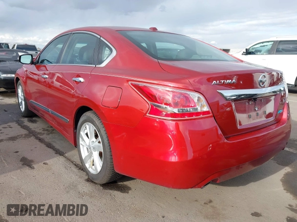 2014 Nissan Altima S with VIN 1N4AL3AP4EC427220, listed as a IAAI auction lot 41953077 with 72,695 mi miles and . Bid and sale history available at DreamBid. Image 3.