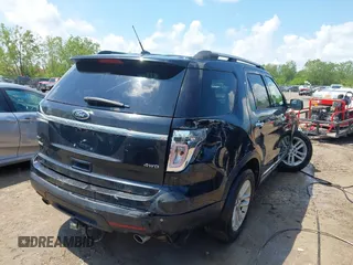 2014 Ford Explorer XLT z VIN 1FM5K8D82EGA16631, wystawiony jako IAAI lot #42255479 z przebiegiem 159 867 mil mil oraz . Historia ofert i sprzedaży dostępna na DreamBid. Obrazek 4.