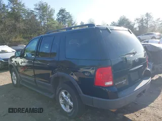 2003 Ford Explorer XLT z VIN 1FMZU63KX3UC77890, wystawiony jako IAAI lot #41718724 z przebiegiem 214 410 mil mil oraz . Historia ofert i sprzedaży dostępna na DreamBid. Obrazek 3.