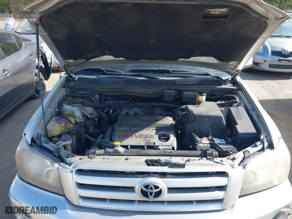 2006 Toyota Highlander w/3rd Row with VIN JTEEP21A160151793, listed as a IAAI auction lot 42100756 with 219,019 mi miles. Bid and sale history available at carsss.com. Image 10.