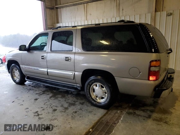 2003 GMC Yukon XL SLT with VIN 1GKEC16Z13J220775, listed as a Copart auction lot 44792445 with Not Provided miles and Clean Title. Bid and sale history available at carsss.com. Image 2.