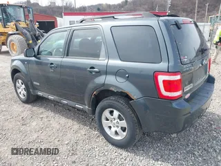 2008 Ford Escape Limited with VIN 1FMCU94138KB00498, listed as a IAAI auction lot 41844905 with 181,736 mi miles. Bid and sale history available at carsss.com. Image 3.
