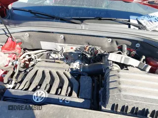 2022 Volkswagen Atlas 3.6L V6 SE w/Technology with VIN 1V2HR2CA3NC536146, listed as a IAAI auction lot 41090757 with 30,488 mi miles. Bid and sale history available at carsss.com. Image 10.