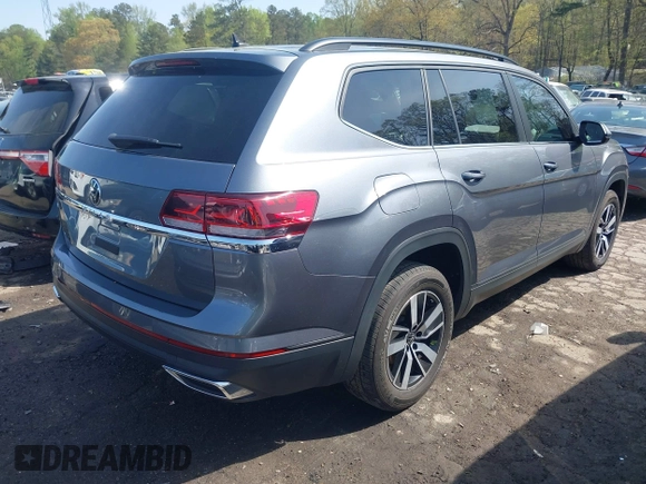 2022 Volkswagen Atlas SE with VIN 1V2DP2CA0NC503805, listed as a IAAI auction lot 41928342 with 65,860 mi miles and . Bid and sale history available at DreamBid. Image 4.
