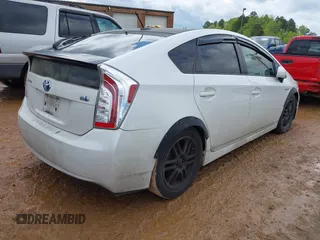 2014 Toyota Prius Four with VIN JTDKN3DU5E0386382, listed as a IAAI auction lot 41999386 with 170,482 mi miles. Bid and sale history available at carsss.com. Image 4.