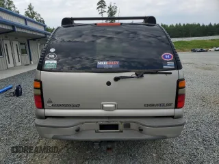 2005 Chevrolet Suburban LS with VIN 3GNFK16Z45G101746, listed as a Copart auction lot 63064944 with 316,465 mi miles and Clean Title. Bid and sale history available at carsss.com. Image 6.