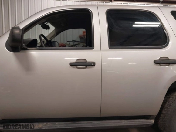 2008 Chevrolet Tahoe Special Service Veh with VIN 1GNFK03078R203773, listed as a IAAI auction lot 41343306 with NaN miles. Bid and sale history available at carsss.com. Image 14.