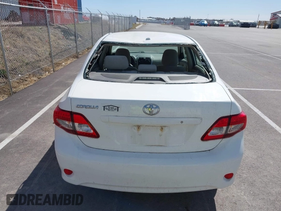 2009 Toyota Corolla with VIN JTDBL40E29J001368, listed as a IAAI auction lot 41777597 with 289,079 mi miles. Bid and sale history available at carsss.com. Image 6.