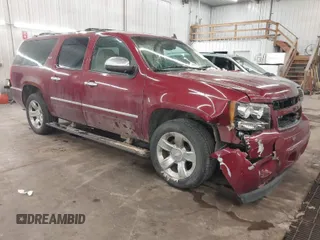 2009 Chevrolet Suburban LTZ with VIN 1GNFK36399J105044, listed as a IAAI auction lot 41628710 with 207,905 mi miles. Bid and sale history available at carsss.com. Image 1.