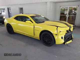 2014 Chevrolet Camaro LT z VIN 2G1FB1E39E9178251, wystawiony jako IAAI lot #42364608 z przebiegiem 161 435 mil mil oraz . Historia ofert i sprzedaży dostępna na DreamBid. Obrazek 1.